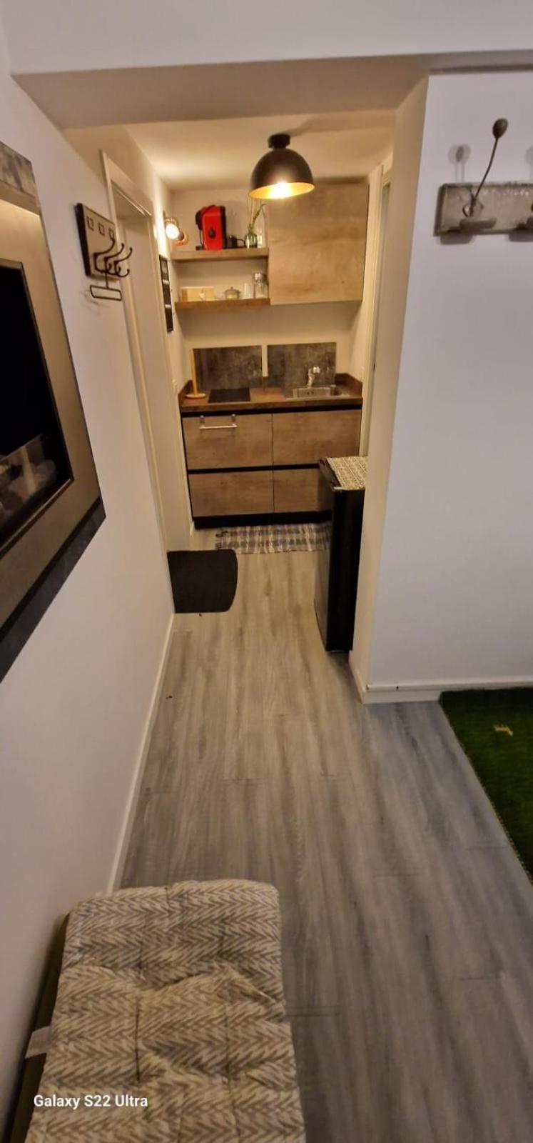Double A Guest House Местре Экстерьер фото