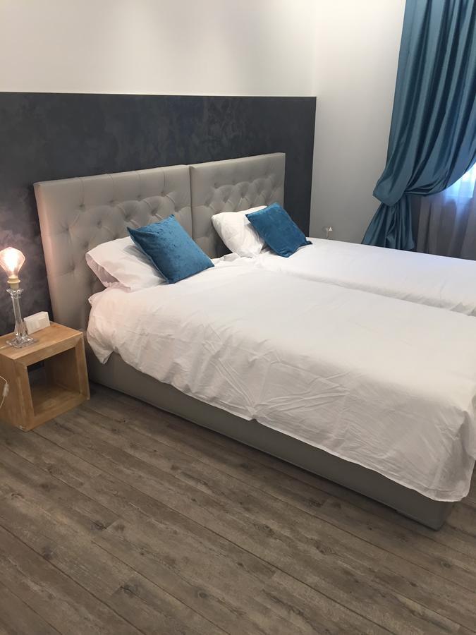 Double A Guest House Местре Экстерьер фото