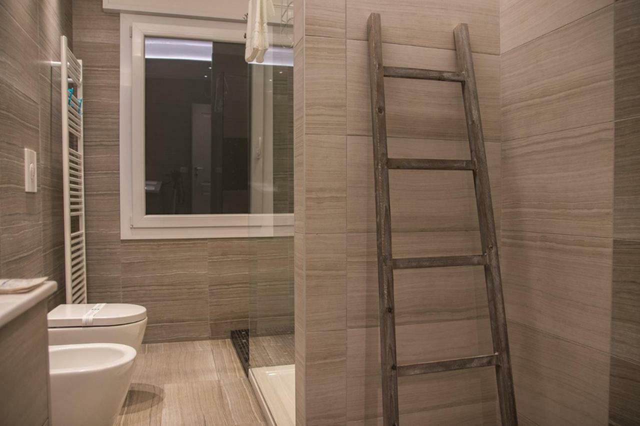 Double A Guest House Местре Экстерьер фото