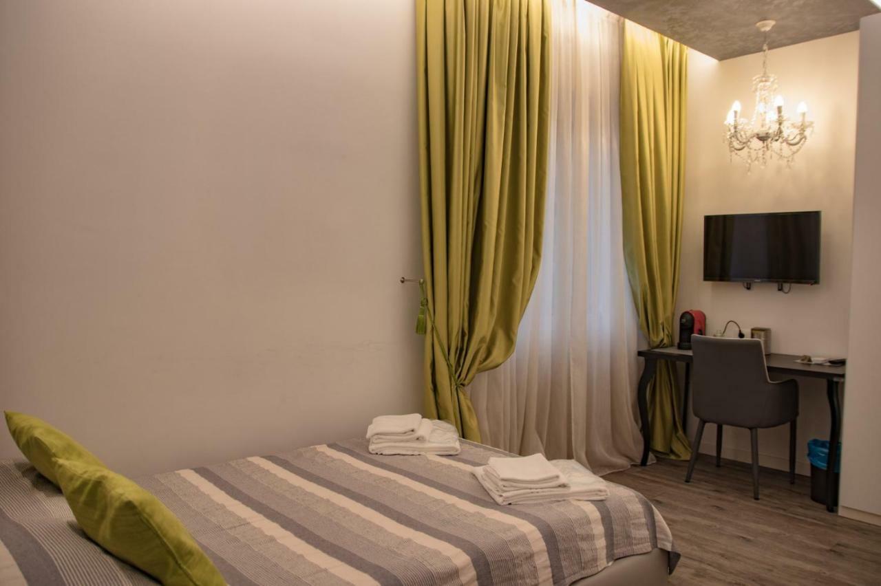 Double A Guest House Местре Экстерьер фото