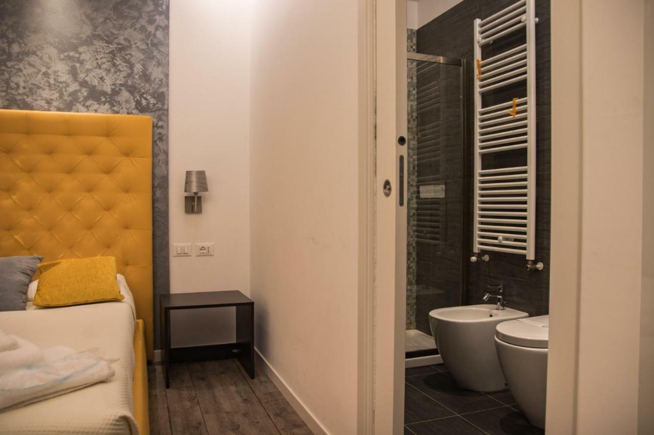 Double A Guest House Местре Экстерьер фото