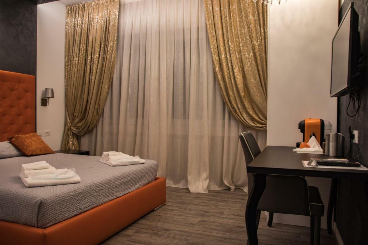 Double A Guest House Местре Экстерьер фото