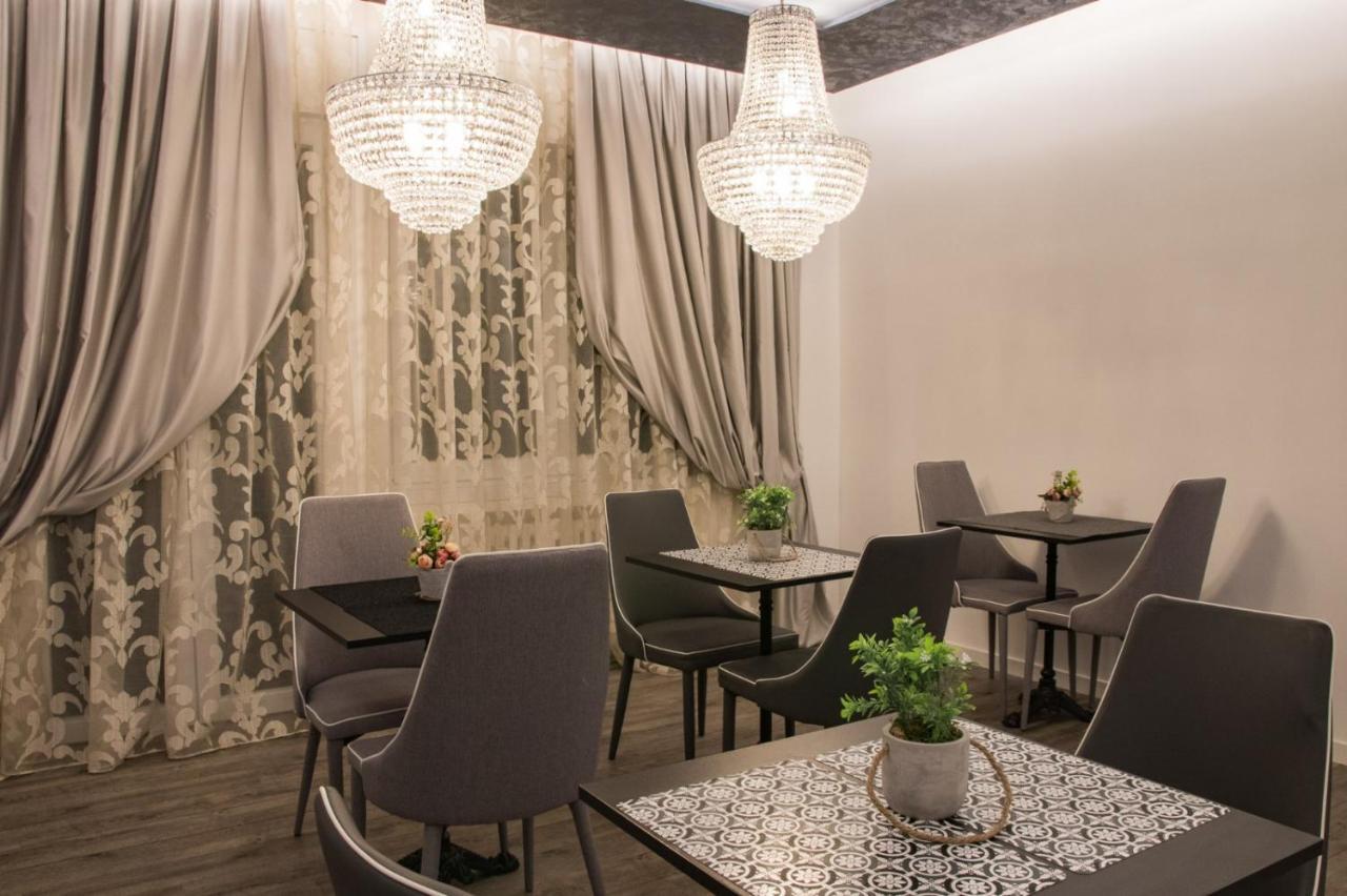 Double A Guest House Местре Экстерьер фото